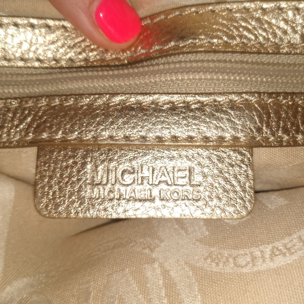 Authentic Michael Kors Purse - image 2